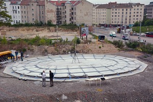  → 1 Planar concrete slab at the beginning of the process 