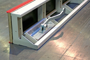  Fig. 2&nbsp; MagFly AP und FlyFrame on&nbsp; shuttering table. 