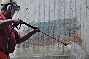  Washing process with cold water ­pressure washer 