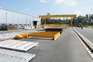  An ultra-modern loading and storage area ensures efficient logistics ­processes 