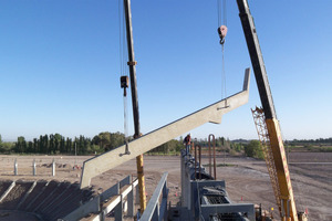  Erection of beams for the seat row panels  