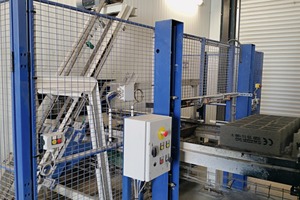  A pallet cleaning device has been installed on the wet line 