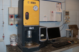  3Dry concrete compactor  