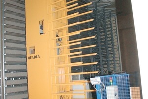  Fig. 9 Elevator and lowerator are also made by Quadra. Abb. 9 Hub- und Senkleiter ebenfalls aus dem Hause Quadra. 
