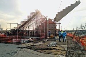  Due to their enormous projection, the cantilever sections of the stepped beams in the Arena da Amazônia are made of prestressed precast elements 