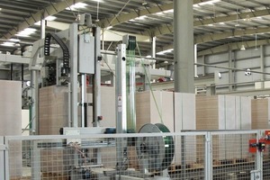  Fig. 16 Packaging line for blocks. 