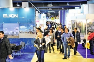  Large numbers of visitors attended the accompanying trade show on the three exhibition days 