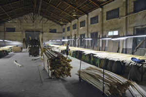 Herstellung von Bambus-Bodenbelägen in China  