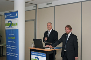  Dr.-Ing. Wolfgang Berger, Director of the FITR, and Dr.-Ing. Ulrich Palzer, Director of the IAB and the IFF (from left to right) welcome the guests  