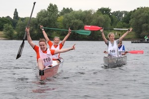  Abb. 1 Das Damenteam der Universtät Twente setzte sich im Finale gegen das Team der Universität Weimar durch. Foto: BetonBild  