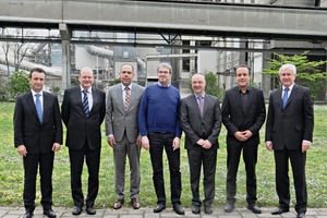  <div class="bildtext_en">Hosts and speakers for this year’s Dyckerhoff Weiss Cast Stone Convention (from left to right): Martin Möllmann, Andreas Kruse, Dr. Karl-Uwe Voss, Dr. Marcus Paul, Harry Schwab, Professor Dr. Andreas Gerdes, and Christian Bechtoldt</div> 