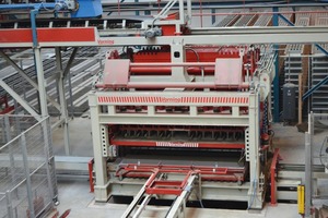  The new machine for production of concrete slats 