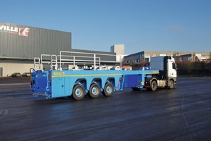  <div class="bildtext_en">Keep it short:  the telescopic “A” short version of the PrefaMax is the ­flexible and operator-friendly transport partner for the concrete industry</div> 