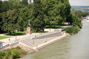  Abb. 1 Die neuen Schlossstufen am Rhein sind eines der Produkte von den Kann Baustoffwerken. 
