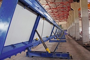  Tilting tables for the production of reinforced concrete structures 