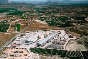  Fig. 2 View of the Bortubo plant at Murcia. 