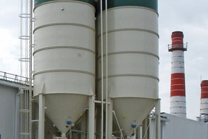  Fig. 2 Binder silos: here, the binders lime, cement and gypsum are stored. 