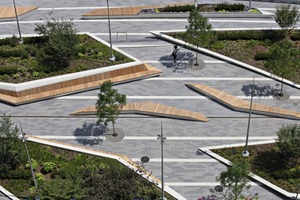  Liberty Park, a rooftop garden open to the public featuring four pointed plant troughs produced from Ducon, a micro-reinforced high-performance concrete 