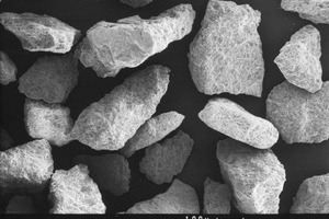  Fig. 1: SEM scans of various 0.125/0.5 mm sands (left and center: various fluvial sands; right: crushed sand). 