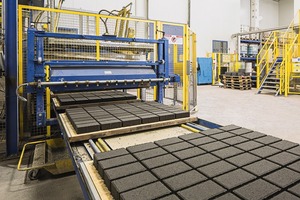  Optastone is particularly suitable for the production of concrete pavers and concrete products made of earth-moist concrete 