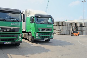  Für den Transport der Produkte zur Baustelle stehen auch eigene Lkw zur Verfügung  