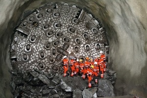  Abb. 8 Gotthard-Basistunnel: Durchbruch. 