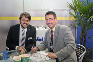  Wesley Gomes, Geschäftsführer von Vollert do Brasil in Belo Horizonte (links) und BFT International-Redakteur Silvio Schade auf der Concrete Show in Sao Paulo, Brasilien 