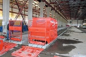  <div class="bildtext_en">The three 100 m long casting beds were installed by a team from Vikon, Spiroll’s Russian partners</div> 