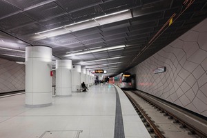  U-Bahnhof Kirchplatz mit Betonwerkstein-Bekleidungen 