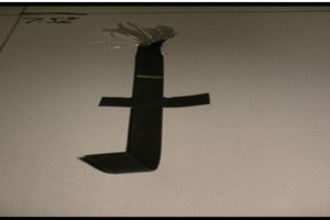  Abb. 2 Typisches Probestück der Polymer-Bewehrung, das dem Test nicht standgehalten hat&nbsp; [9]. 
