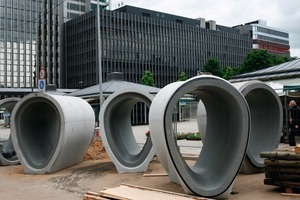  Fig. 6 Below ground less conspicuous, but here almost part of a sculpture park: egg-shaped profiles as high as a man were used mainly for the 4-km long sewer network.  