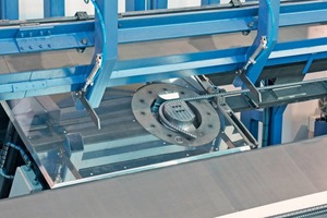  Machine processing up to 25 mm, model Syntheton 25 HE, with automatic bending tool diameter changing up to 10d  