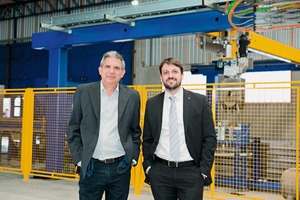  <div class="bildtext_en">Marmo Pádua, General Director at M3SP (left), and Wesley Gomes, CEO of Vollert do Brasil, were also pleased about the new production equipment</div> 