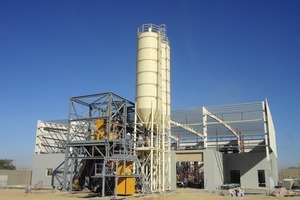  The batching and mixing plant relies on two Skako mixers: an Apollo 1500 for the main and a 500 type for the face mix 