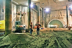  Fig. 13 Removal of the temporary steelfiber segments in the first of a total of four stations that provide an impression of the dimensions of these structures built by the cut-and-cover method. 