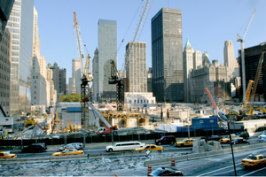  Abb. 1 Baustelle am Ground Zero des ehemaligen World Trade Center, WTC. 