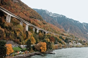  Renovation of the Swiss autoroute bridge with the aid of SBM concrete mixing plant 